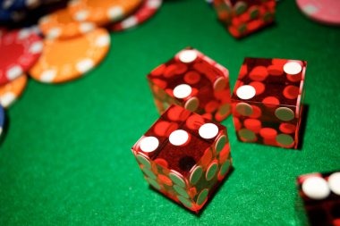 Live Colok Naga table setup Live Colok Naga table with three dice and dealer