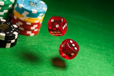 Betting layout and payouts Roulette betting layout with number grid and payout chart